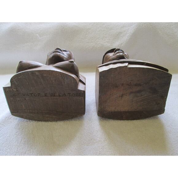 Victor E De La Torre hand carved wooden man and woman, 8" tall - Picture 9 of 9